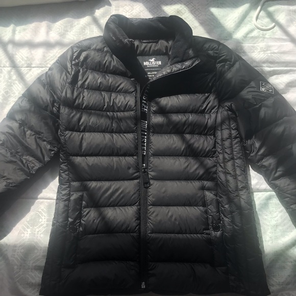 Hollister Lightweight Puffer Jacket 